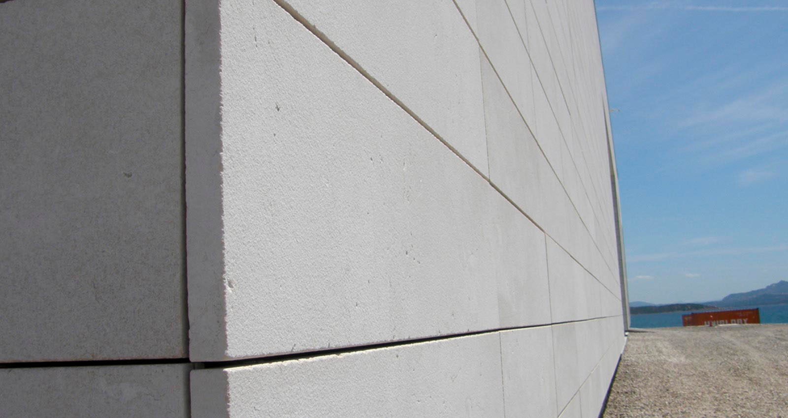 marazzi cantieri nautici ex arsenale militare 000.jpg