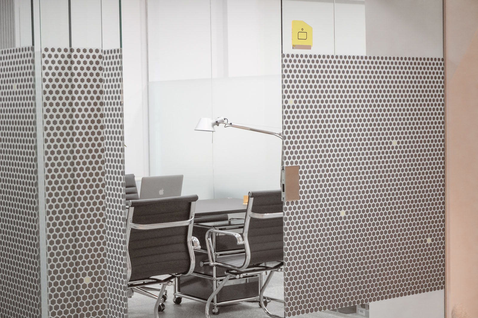 marazzi junyent smile clinic 003.jpg