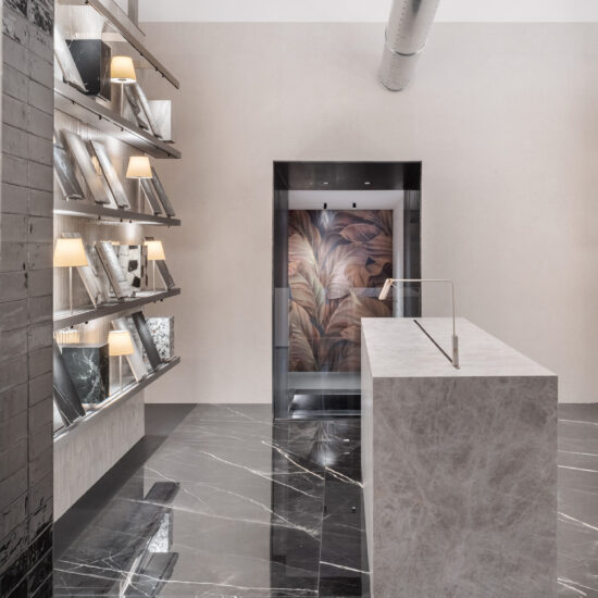 showroom roma 16.jpg